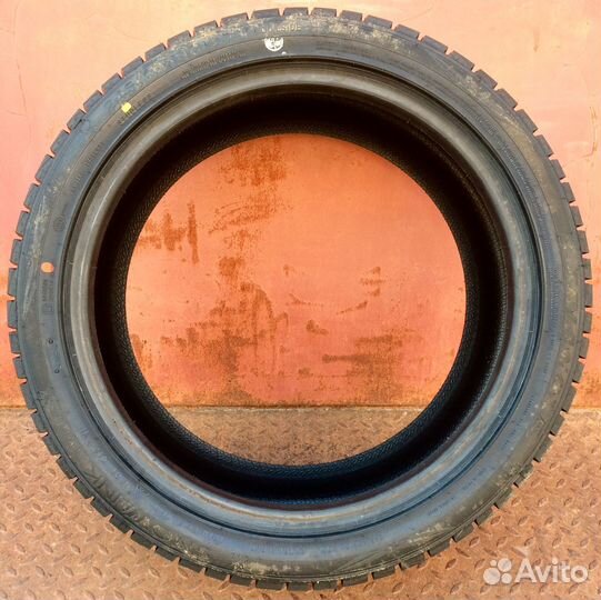 Triangle PL02 245/40 R18 97V