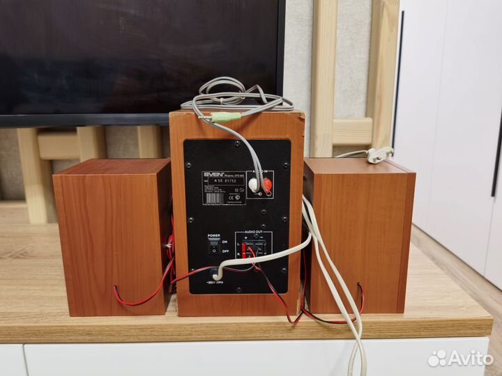 Колонки 2.1 Sven SPS 820