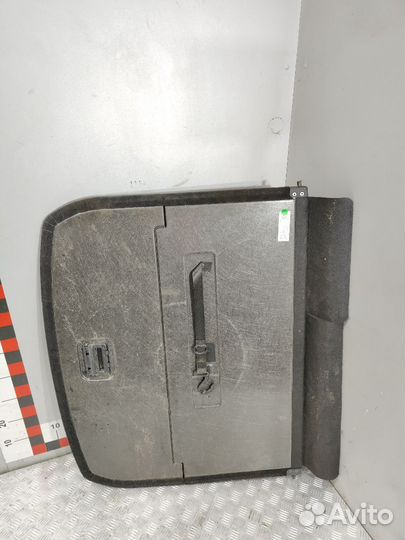 Полка багажника