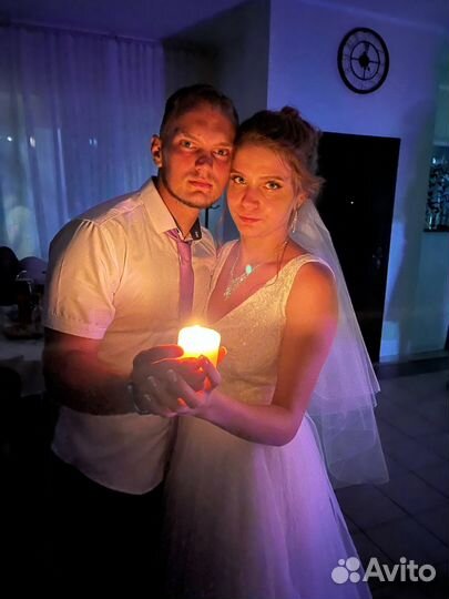 Ведущий на торжество