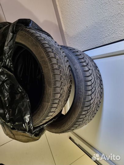 Зимняя резина 215 50 17