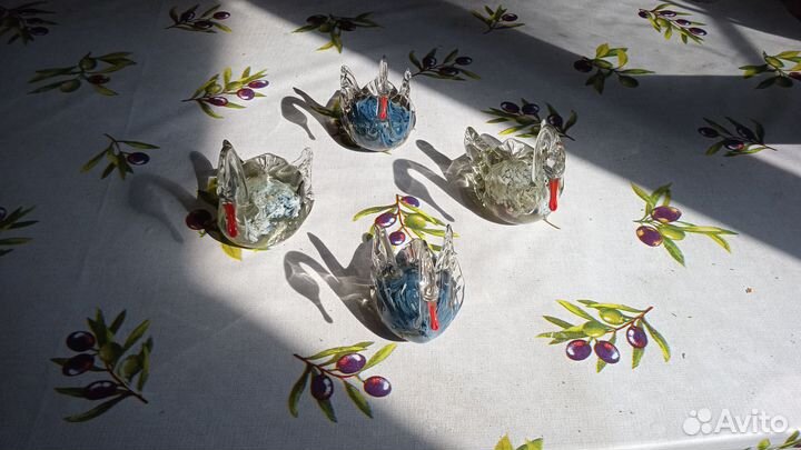 Статуэтки лебеди стекло СССР