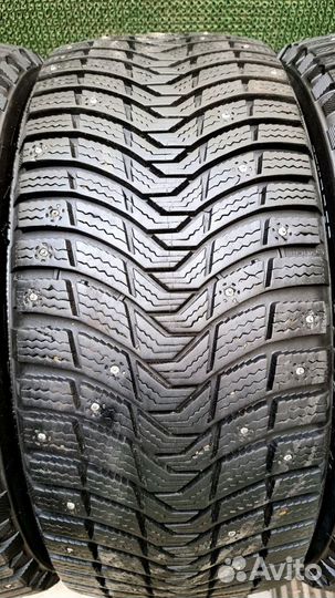 Michelin X-Ice North 3 255/45 R19 104H