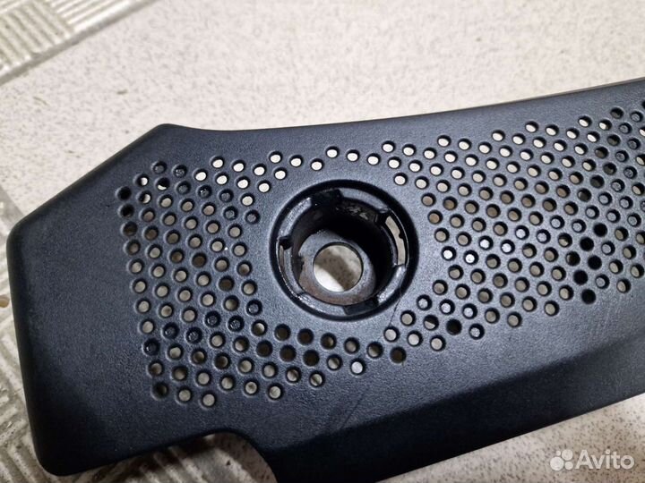 Декоративный кожух двигателя Skoda Octavia 1.6 AEE