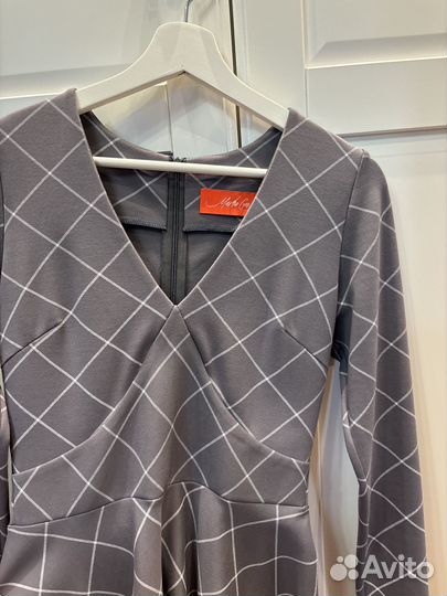 Платье женское серое с биркой от дизайнера