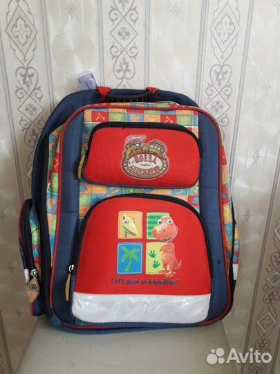 Рюкзак школьный