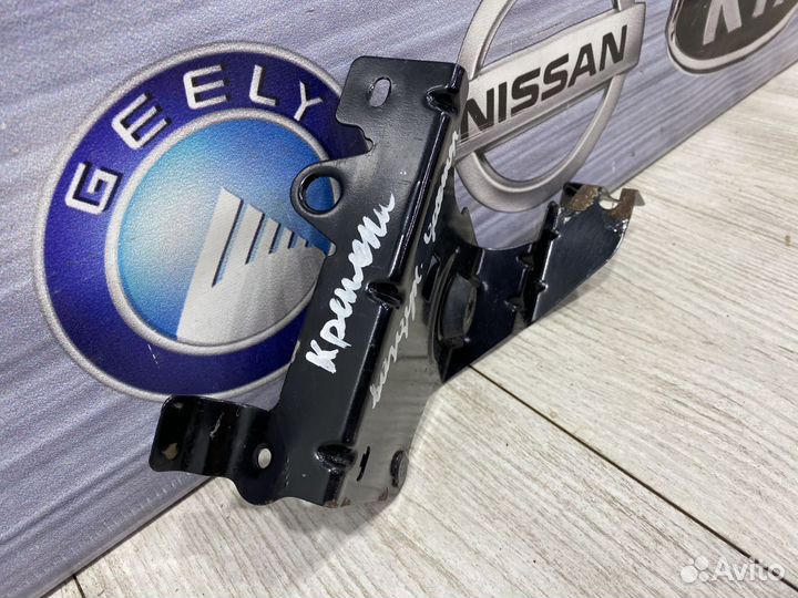 Кронштейн renault duster