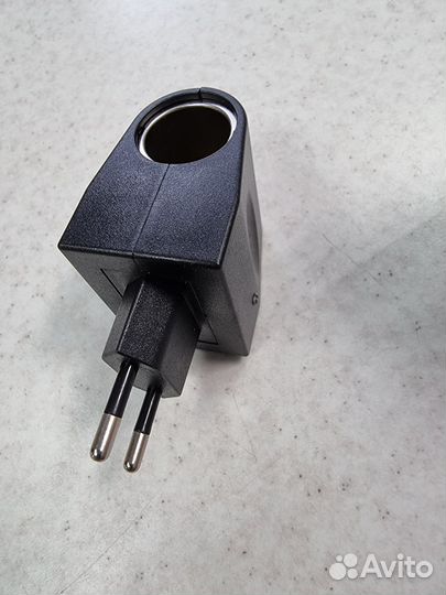 Переходник,адаптер,гнездо прикуривателя 220v/12v