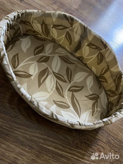 Лежанка для кошек новая