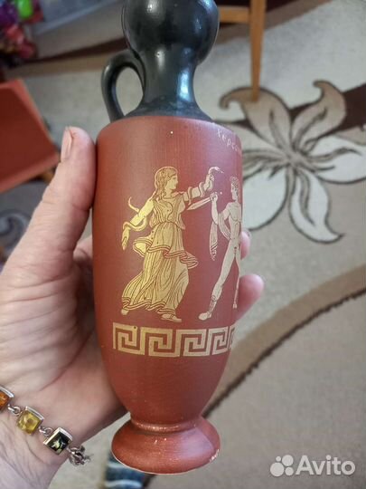 Ваза, фаянс