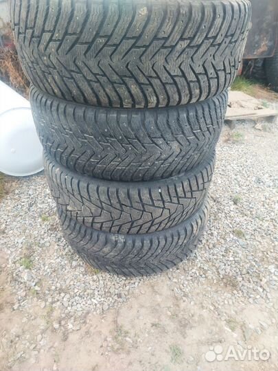 Hankook IceBear W440 265/65 R17 70L