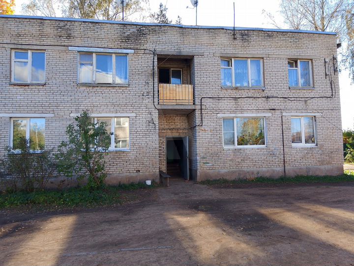 2-к. квартира, 38 м², 1/2 эт.