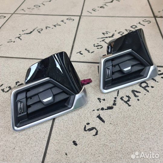 Вентиляционная решетка левая Bmw 3-Series G20