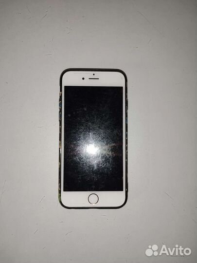 Телефон iPhone 6s