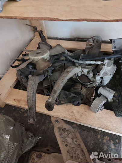 Кулак поворотный передний мазда 6 GG