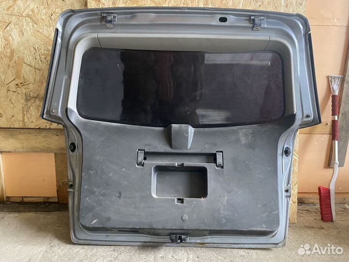 Крышка багажника opel zafira b