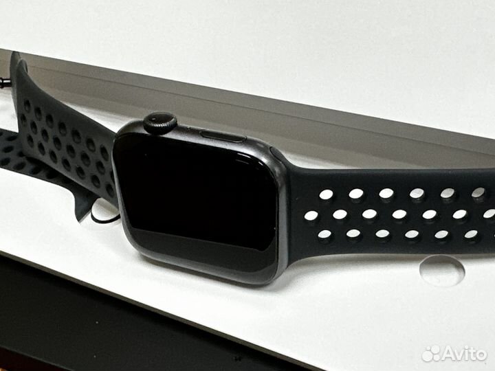 Apple Watch S5 Nike+ 44mm SpGrey Sport Band отлич