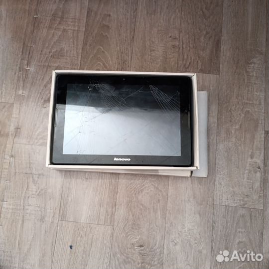 Планшет Lenovo tab A10