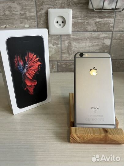 iPhone 6S, 32 ГБ