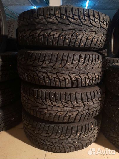 Зима шипы Hankook 215 65 16 Литье 5*114.3