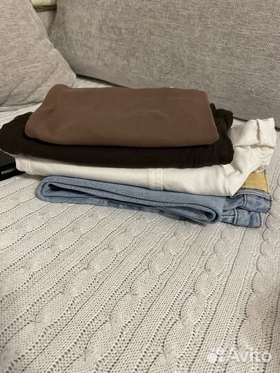 Отдам бесплатно женские вещи