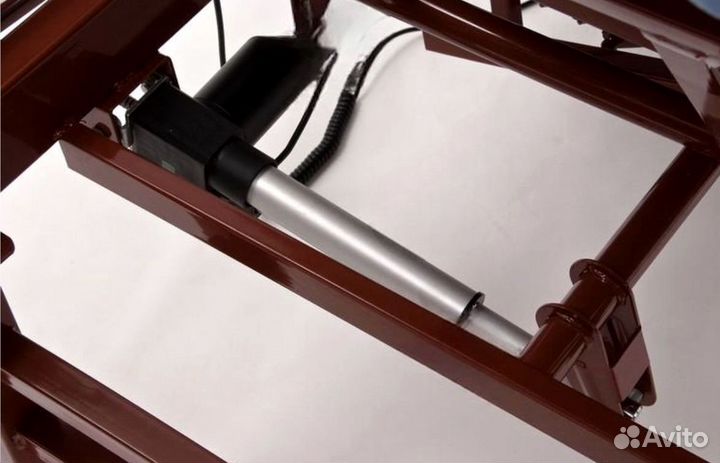 Медицинская кровать для инвалидов