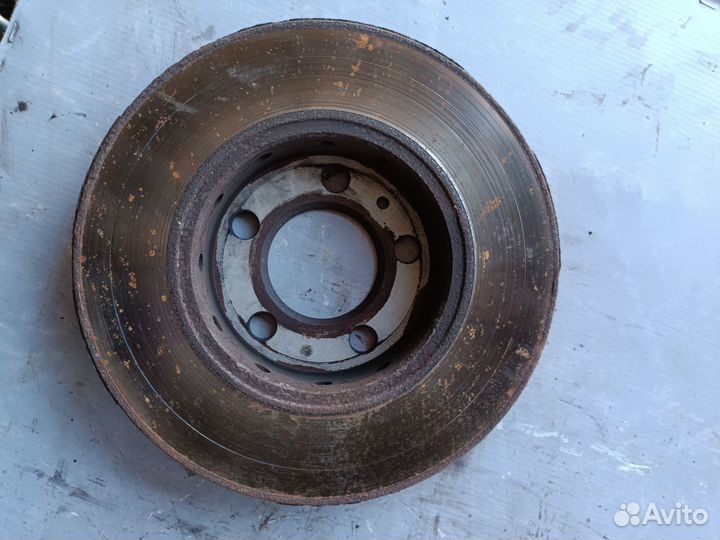 Диск тормозной Skoda Rapid