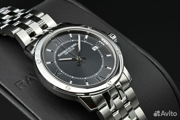 Часы Raymond Weil Tango Швейцария новые