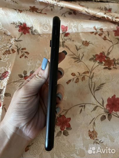 iPhone Xr, 128 ГБ