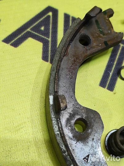 Механизм стояночного тормоза задний левый Nissan