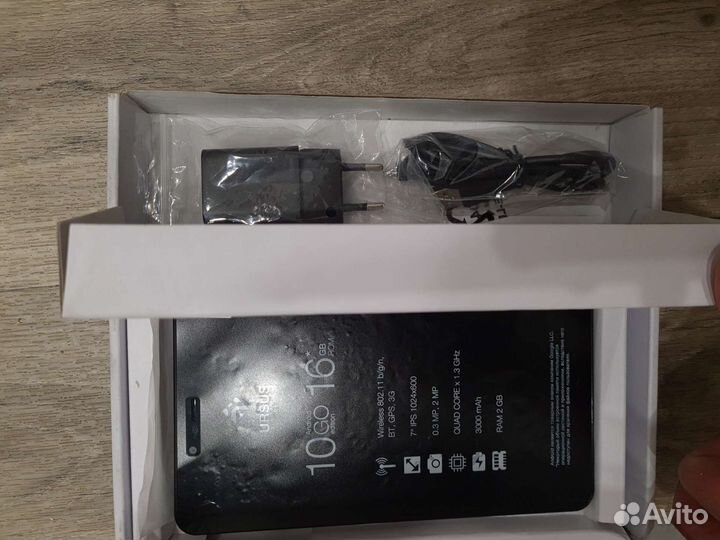 Планшет новый