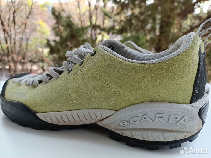 Scarpa. Кроссовки 38 размер