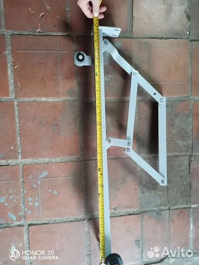 Подъёмный механизм для дивана