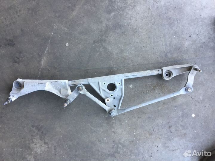 Мерседес Механизм стеклоочистителей (трапеция)