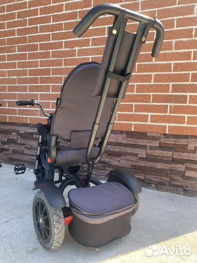 Велосипед с родительской ручкой