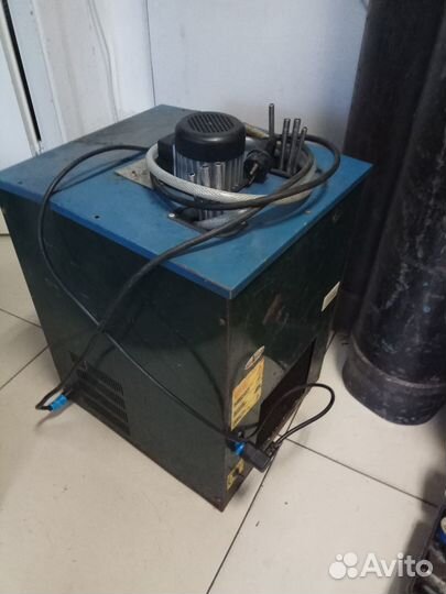 Холодильные витрины, банк. терминалы, охладители