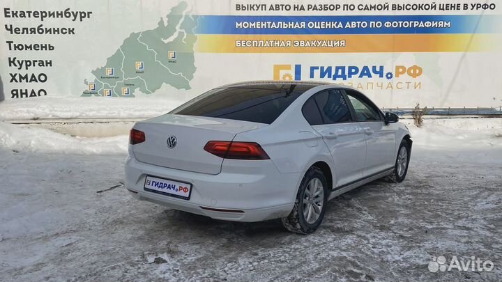 Порог со стойкой правый Volkswagen Passat (B8)