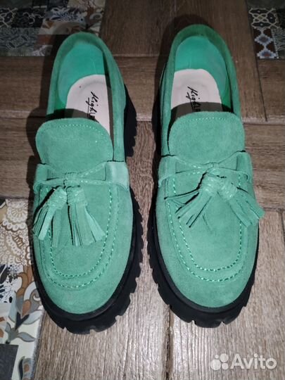 Лёгкие женские лоферы