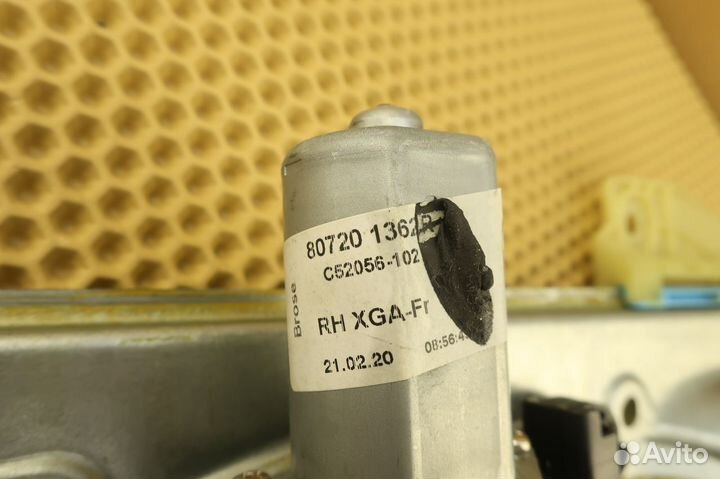 Стеклоподъёмник передний правый LADA Xray