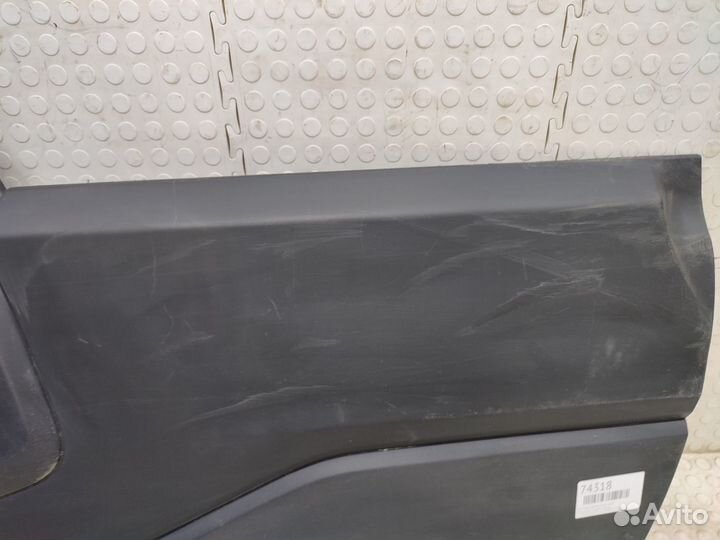 Накладка двери задняя правая Лада Нива Тревел