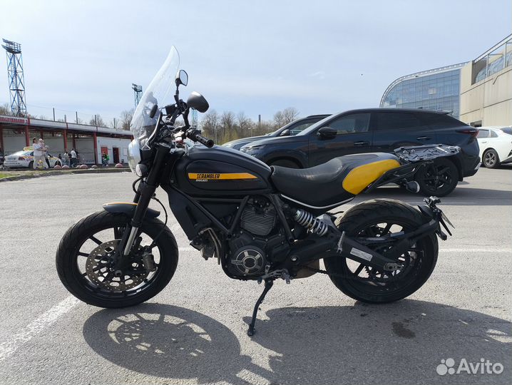 Ducati Scrambler Full Throttle