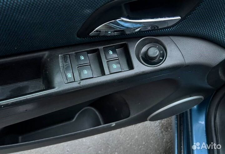 Chevrolet Cruze 1.8 AT, 2012, 81 000 км