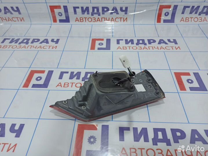 Фонарь задний внутренний левый Lexus IS250 (XE30)