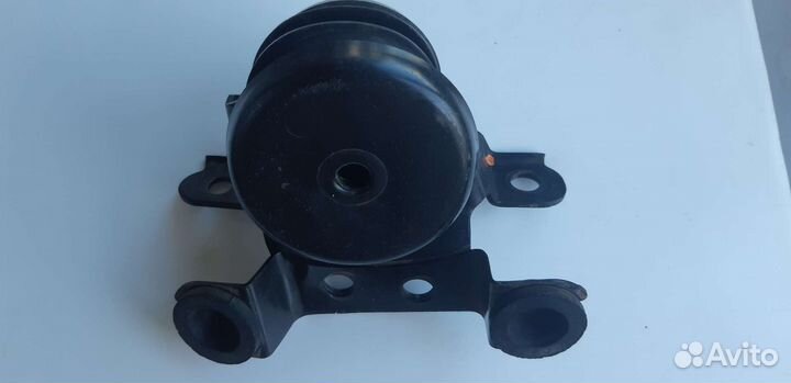 Подушка двигателя Mazda Tribute левая