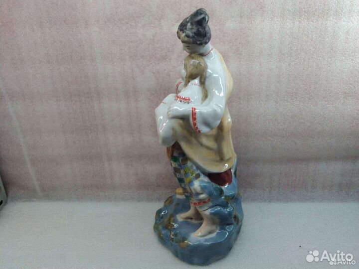 Фарфор фигурка майская ночь