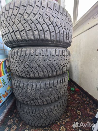 Michelin Latitude X-Ice North 2 + 225/60 R17 103