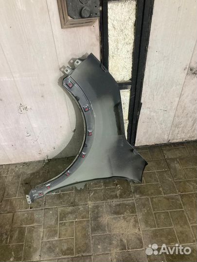 Крыло на hyundai creta