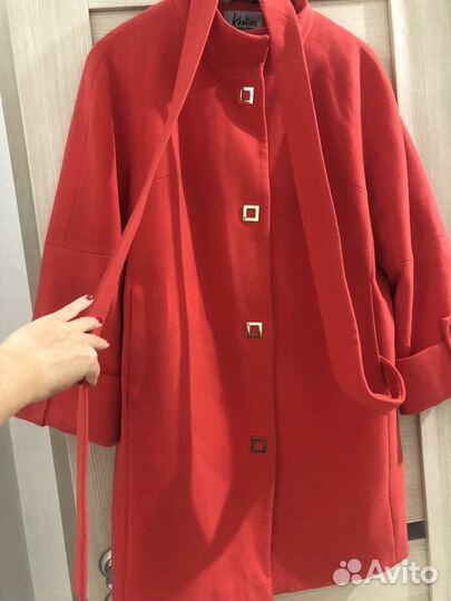 Пальто демисезонное
