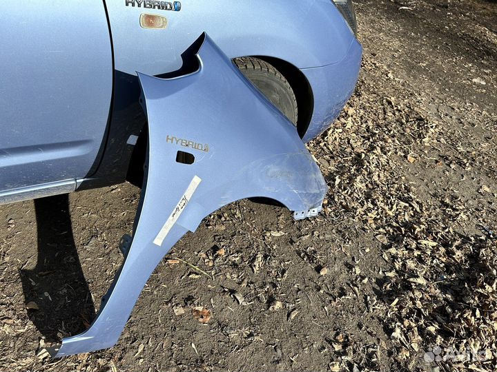 Крыло правое переднее Тойота Приус 20