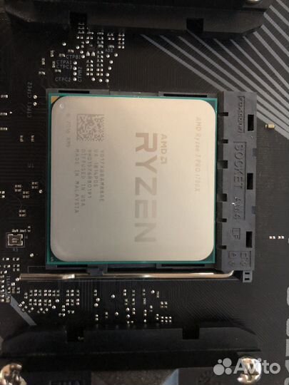 Процессор AMD Ryzen 7 Pro 1700X